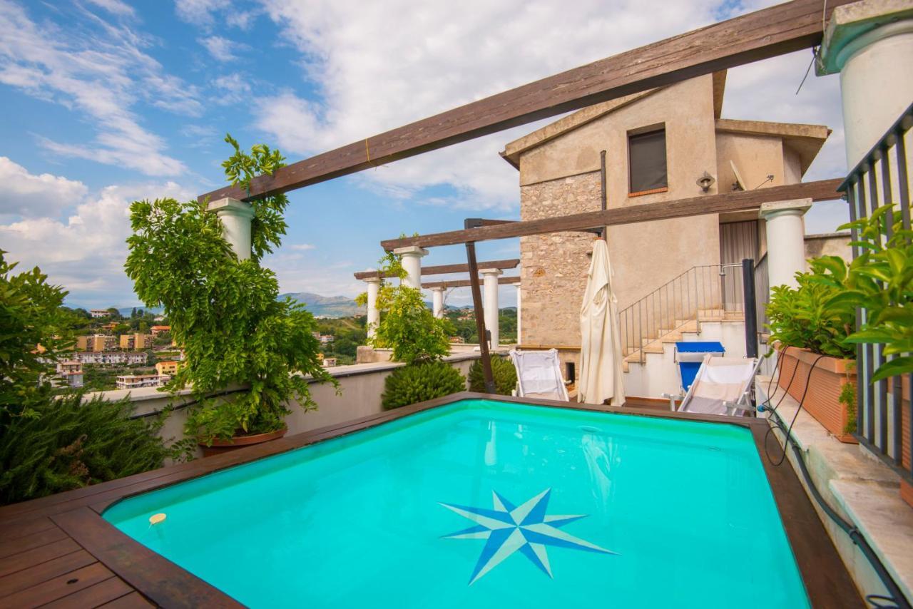 Torre Caetana Bed & Breakfast Минтурно Екстериор снимка