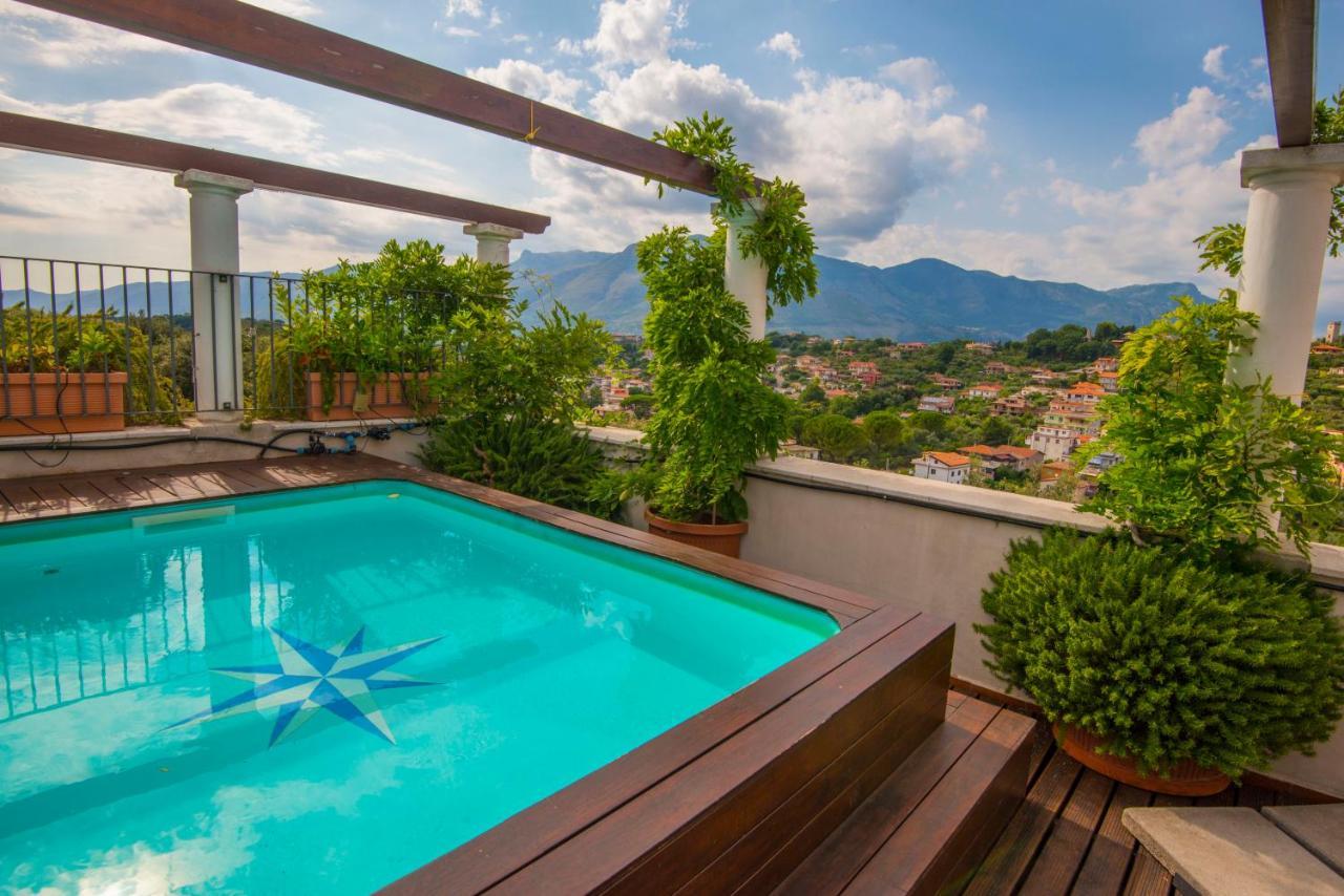 Torre Caetana Bed & Breakfast Минтурно Екстериор снимка
