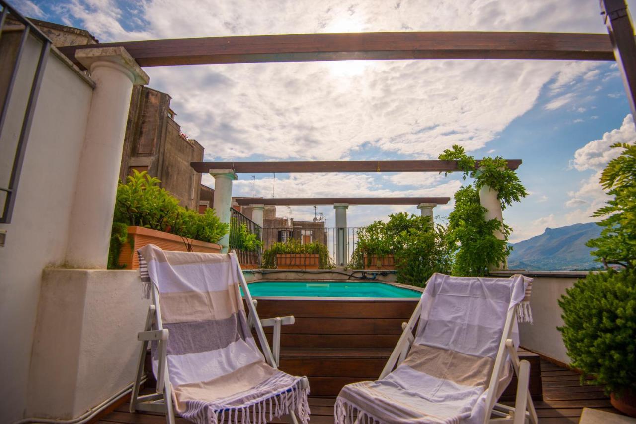 Torre Caetana Bed & Breakfast Минтурно Екстериор снимка