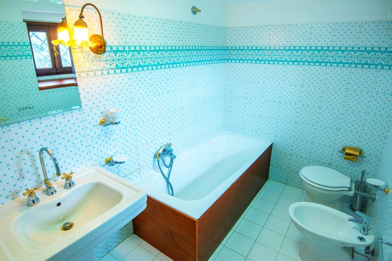 Torre Caetana Bed & Breakfast Минтурно Екстериор снимка