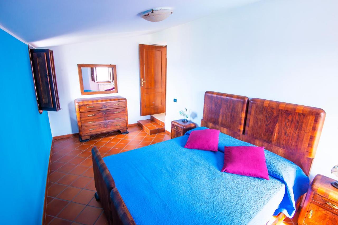 Torre Caetana Bed & Breakfast Минтурно Екстериор снимка
