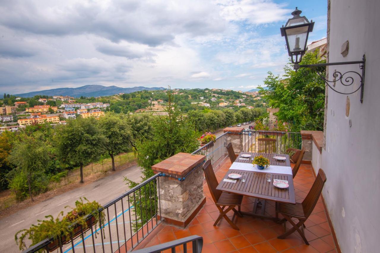 Torre Caetana Bed & Breakfast Минтурно Екстериор снимка